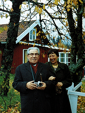 Martinus and Sigbritt Therner, Kosmos, Varnhem, October 1964